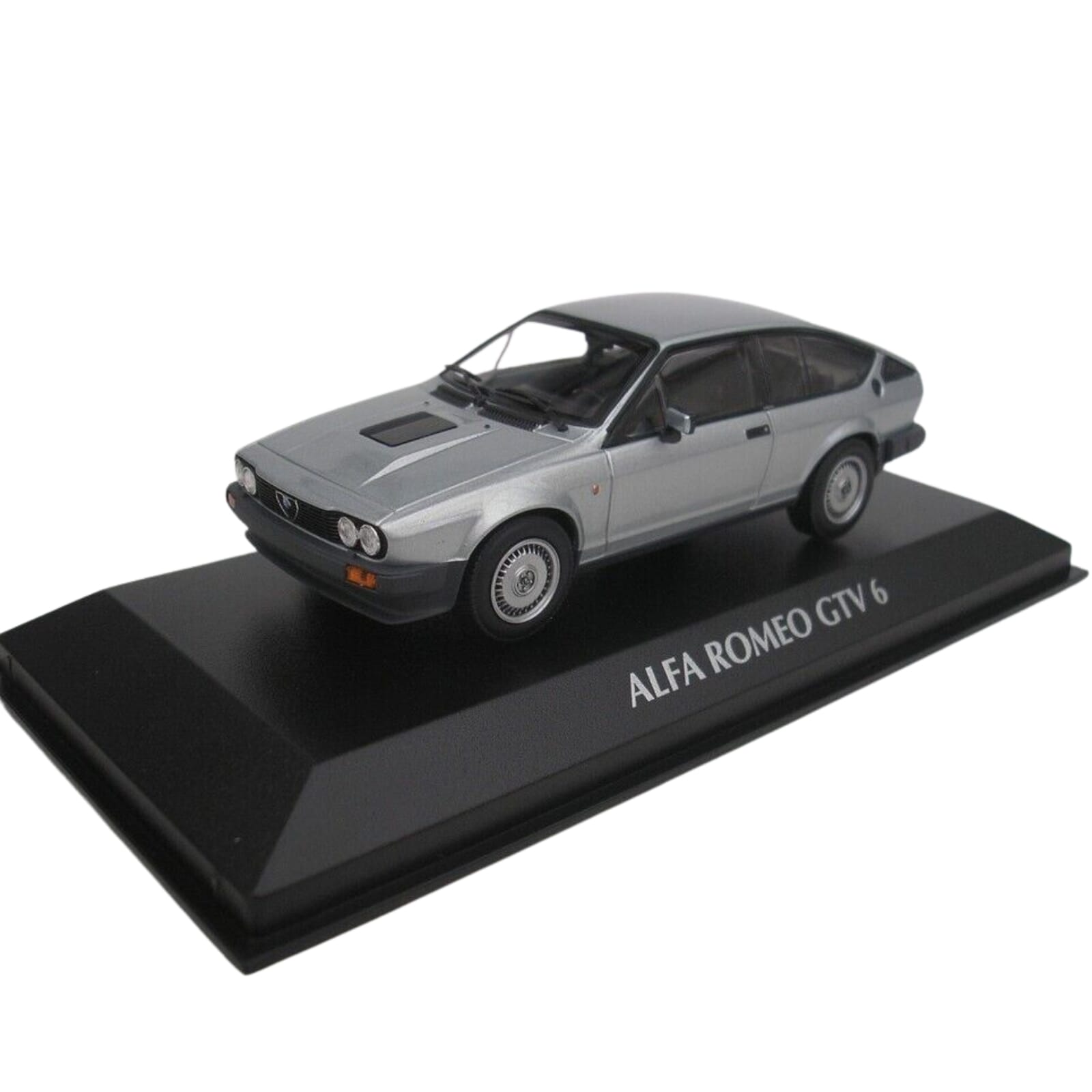 Alfa romeo shop diecast models