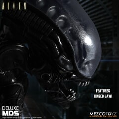 Xenomorph And Facehugger Mezco Designer Series Figure from Alien - MEZCO 80172