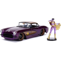 Chevrolet Corvette With Batgirl Figure DC Comic Bombshells 1:24 scale Jada Diecast Model Car
