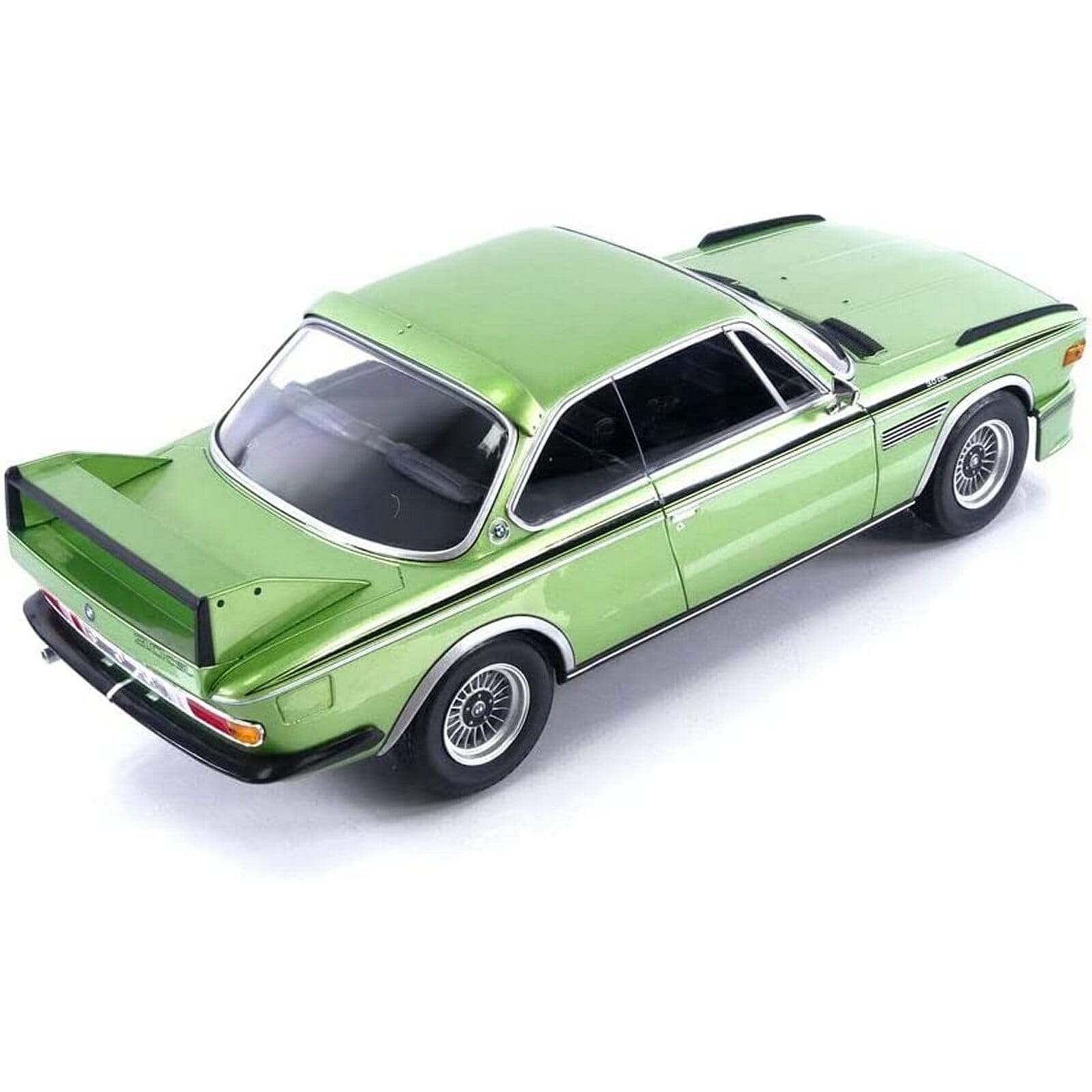 BMW 3.0 CSL Diecast Model 1:18 scale Green Minichamps