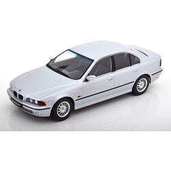 BMW 530d E39 Sedan Resin Model 1:18 scale Silver