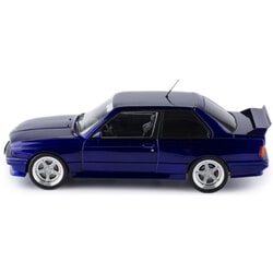 BMW E30 M3 (1989) in Metallic Dark Blue