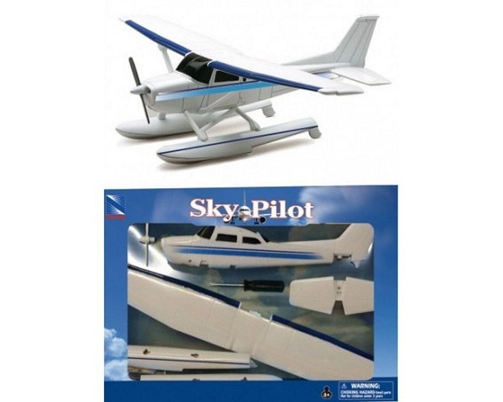 Cessna 172 Skyhawk with Floats 1:42 scale New-Ray Toys Plastic