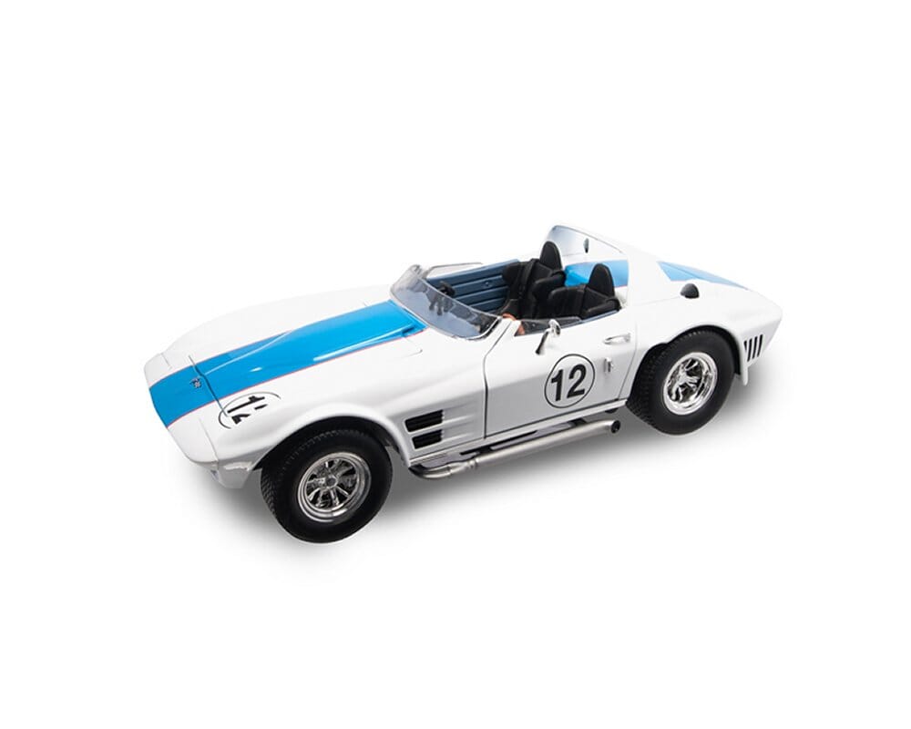 Chevrolet Corvette Sport Roadster Diecast Model 1 18 White