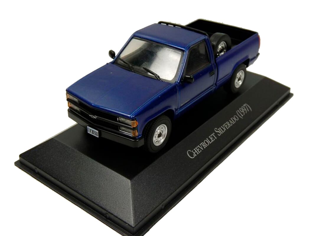 Chevrolet Silverado 1997 in Blue