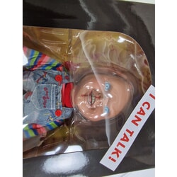 Menacing Chucky Mezco Designer Series (Mega Scale) with Sound Poseable Figure From Child's Play 2 (Damaged Item)