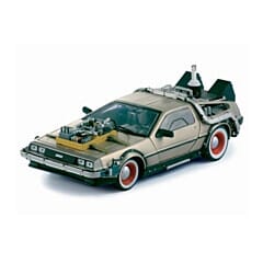 DeLorean Time Machine 1 18 scale by Sun Star in Silver