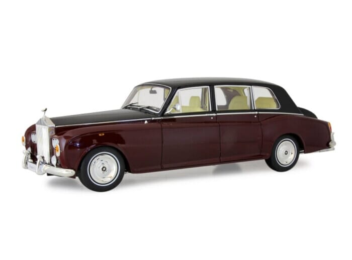 Kyosho RollsRoyce Phantom VI Silverred 118 Diecast Paint  imperfection Hobbies  Toys Toys  Games on Carousell