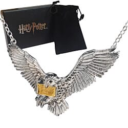 The Flying Hedwig Pendant From Harry Potter in Silver