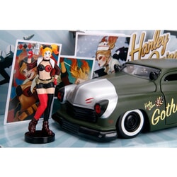 Mercury With Harley Quinn Figure From DC Comics