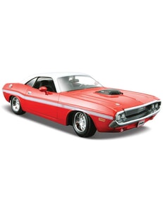 Dodge Challenger RT Coupe 1970 1:24 scale Maisto Diecast Model Car
