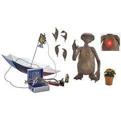 E.T. With LED Chest 40th Anniversary Edition Figure from E.T. - NECA 55079