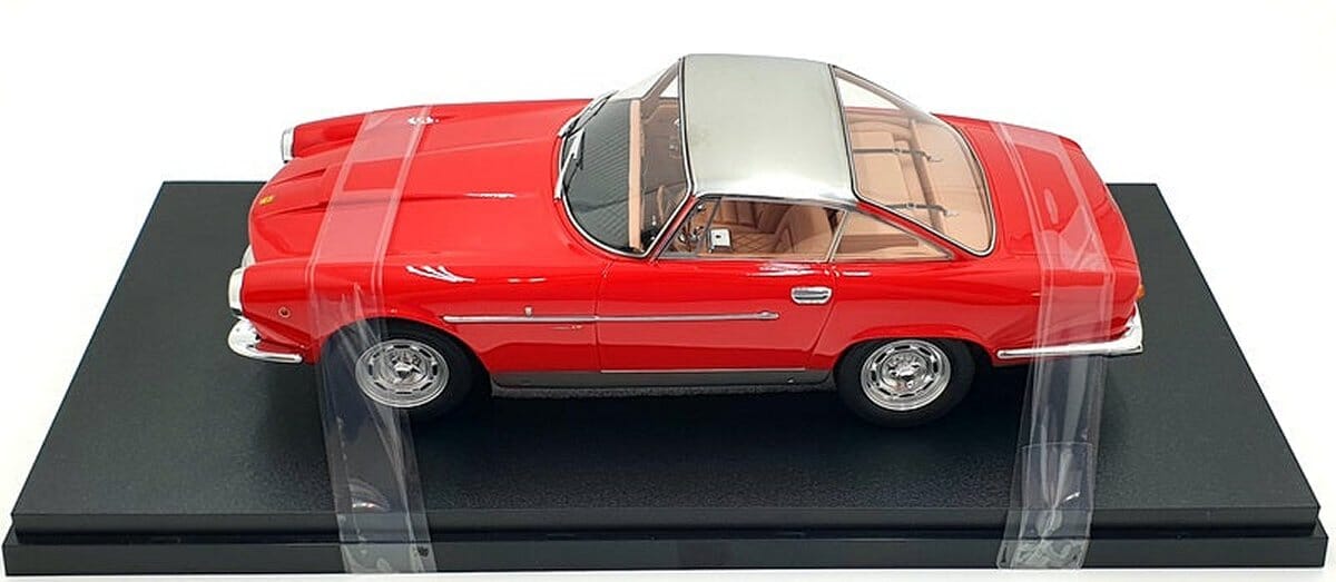 Ferrari 250GT Berlinetta SWB Diecast Model 1:18 Red/Silver