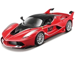 Maisto 1:24 Ferrari FXX Diecast Model Car Kit 39132
