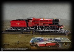 Hogwarts Express Diecast Model Train from Harry Potter - Noble Collection NN7982
