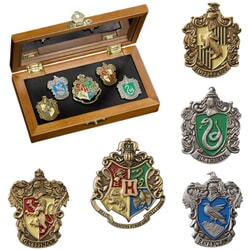 Hogwarts House Pins Pin Prop Replica From Harry Potter (Damaged Item)