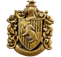 Huffelpuff Crest Wall Plaque from Harry Potter - Noble Collection NN7746