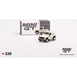 Land Rover Defender 90 Pick-up 1:64 scale Mini GT Diecast Model Car