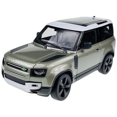Land Rover Defender (2020) in Green
