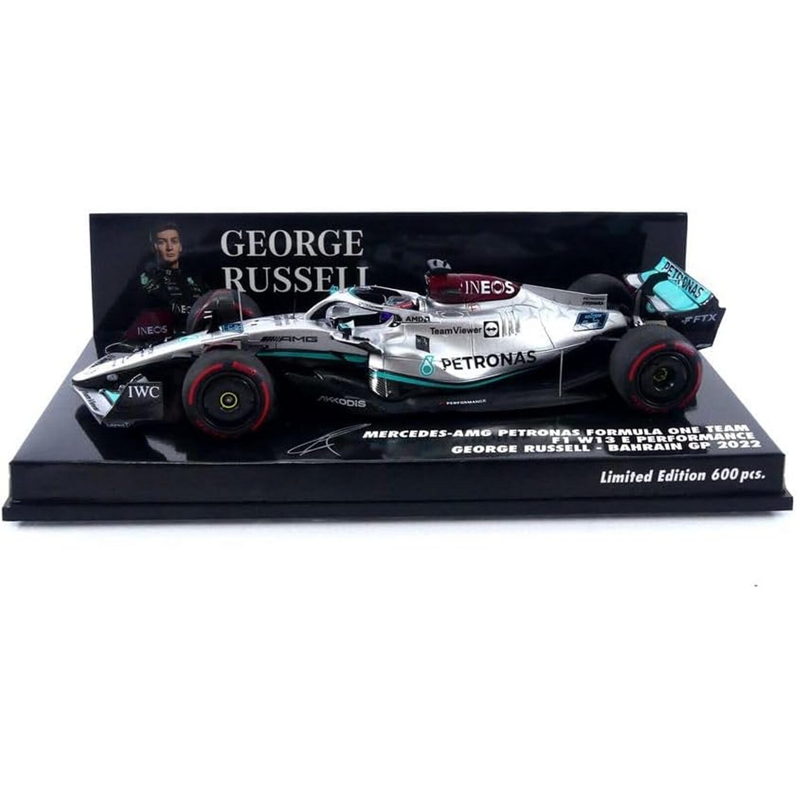 Mercedes Petronas W02 Diecast Model 1:18 scale Silver