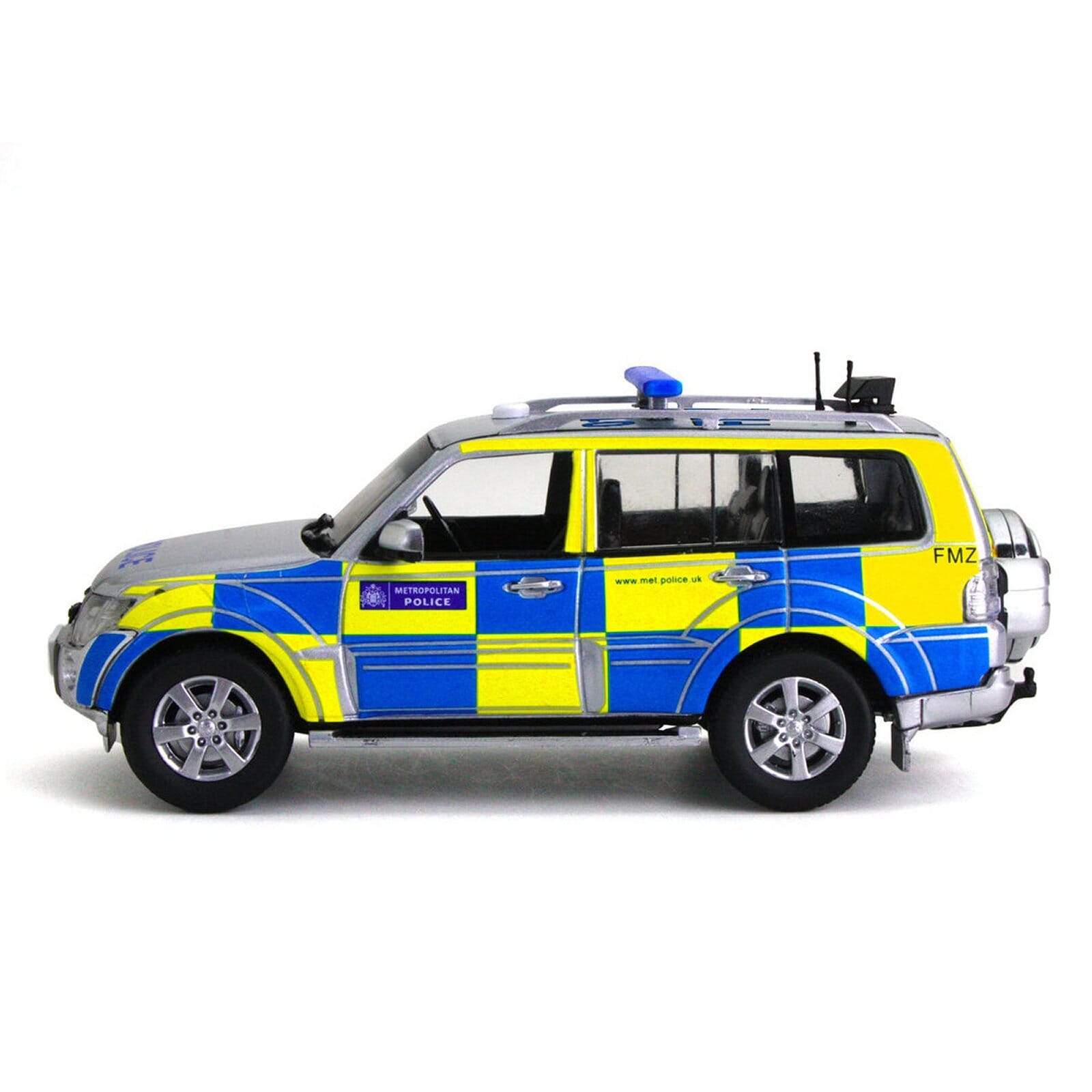 Diecast police cars sales 1 43