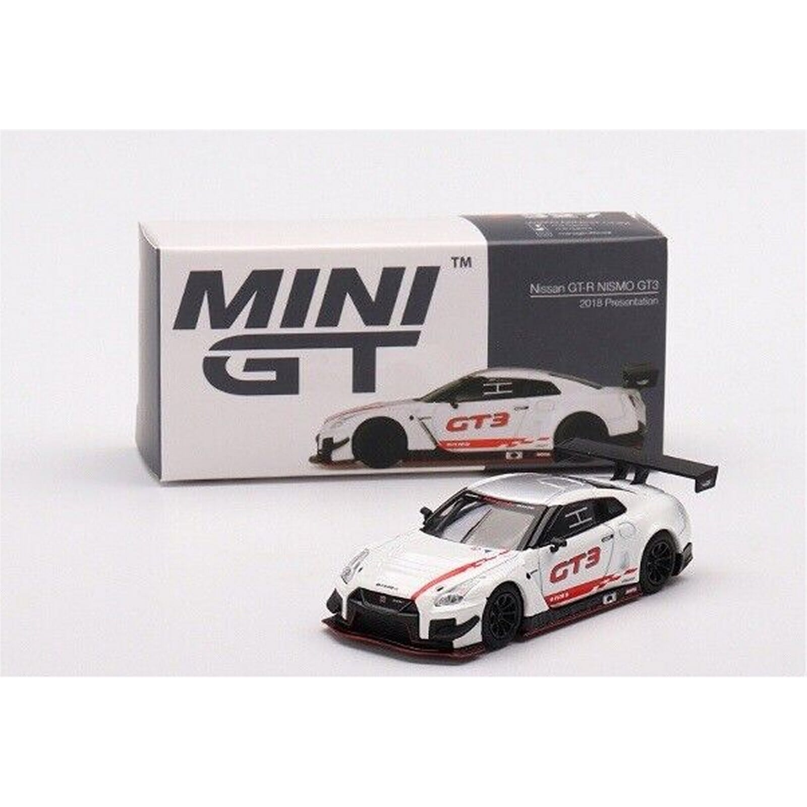 Nissan Skyline GT-R Diecast Model 1:64 K.Hoshino/T.Suzuki