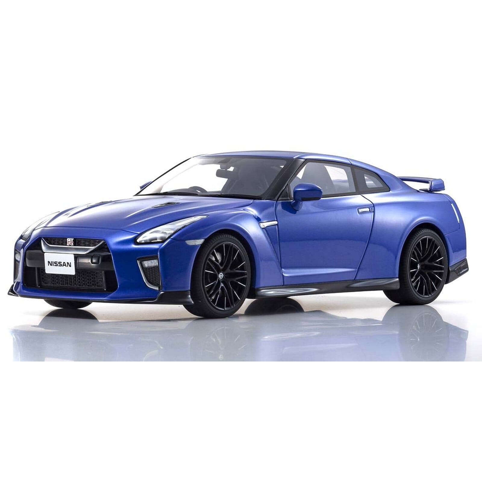 Nissan GT-R Nismo (2020) in Blue