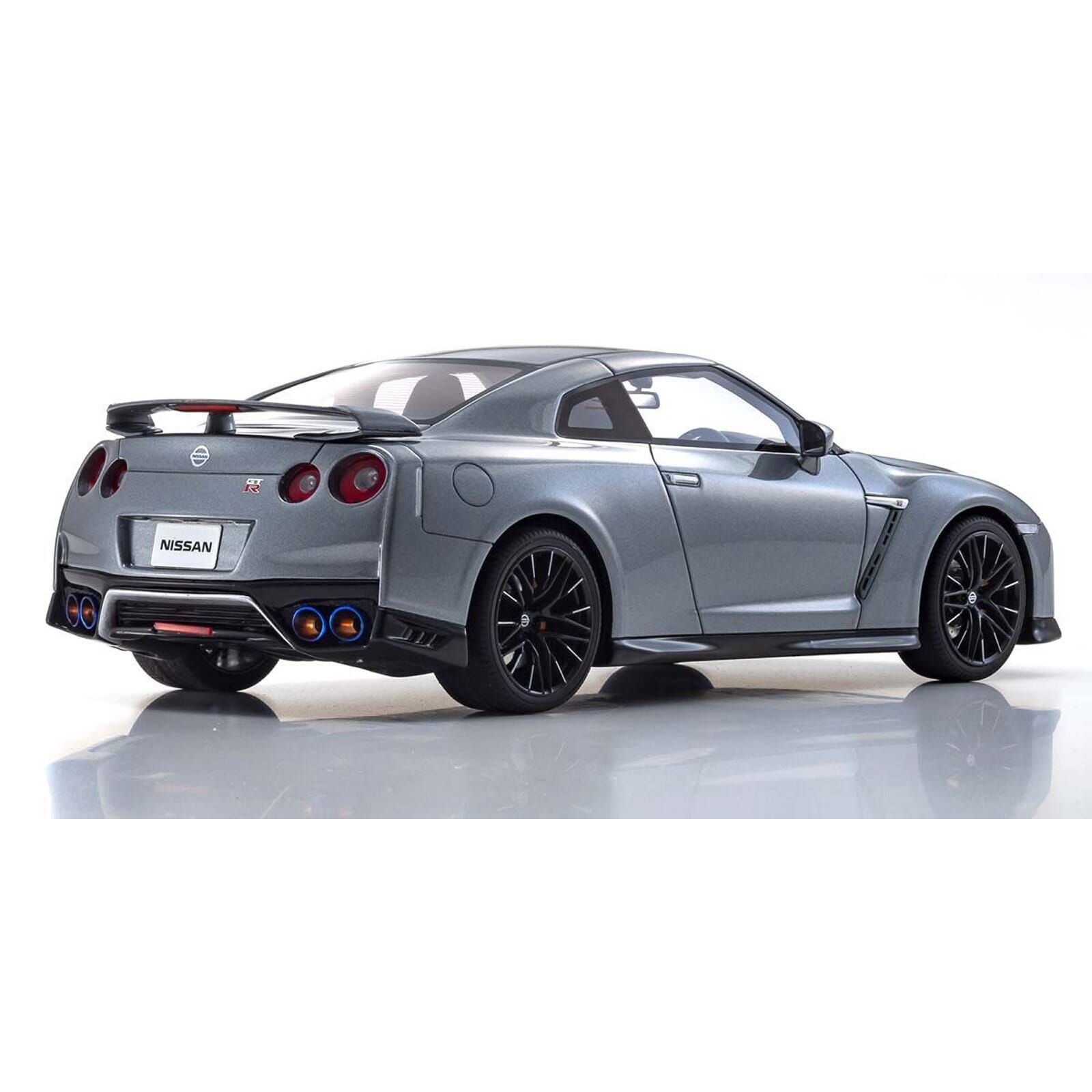 Nissan GT-R (Premium Edition 2020) in Grey