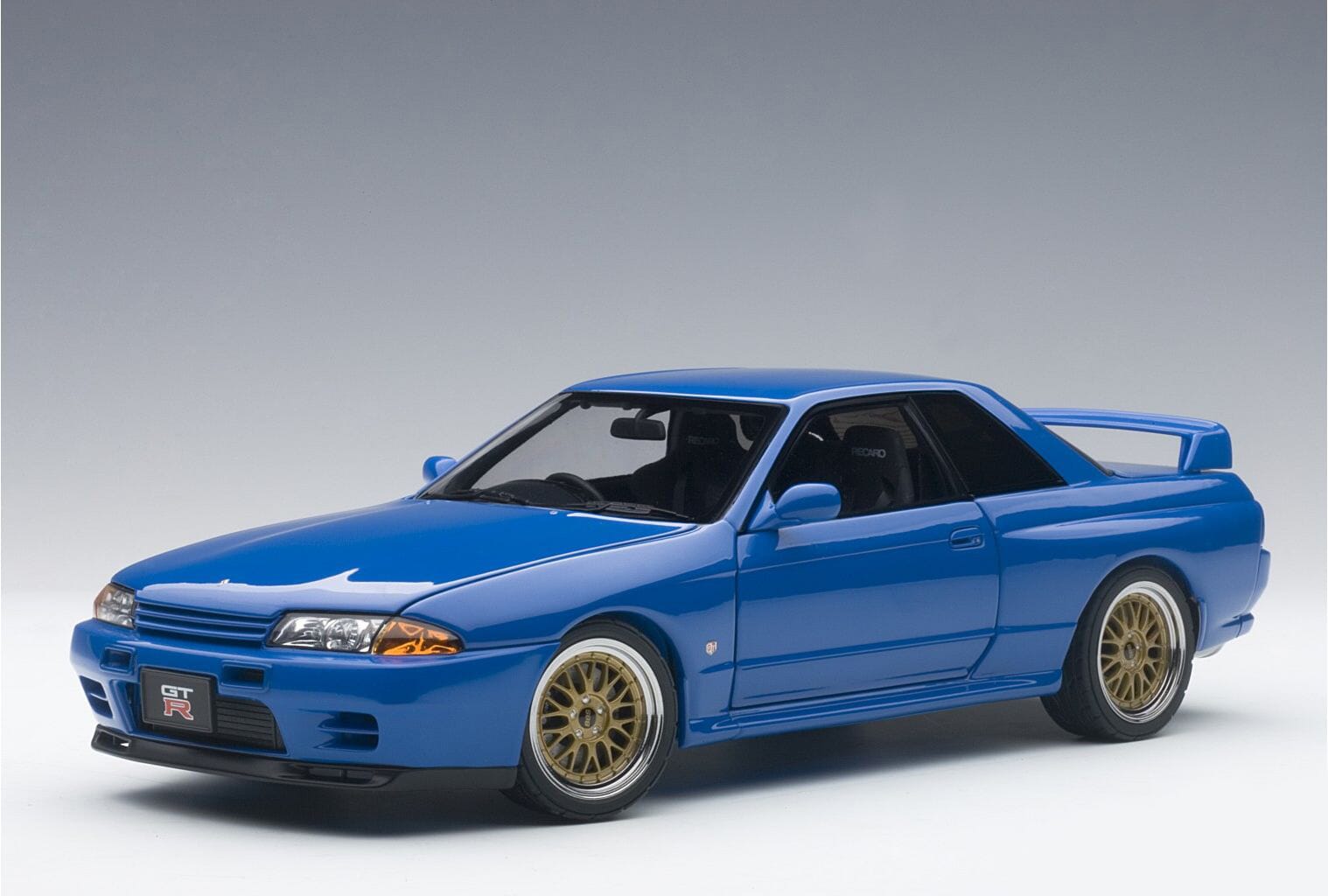 Nissan Skyline GT-R R32 Tuned Version 1:18 scale model