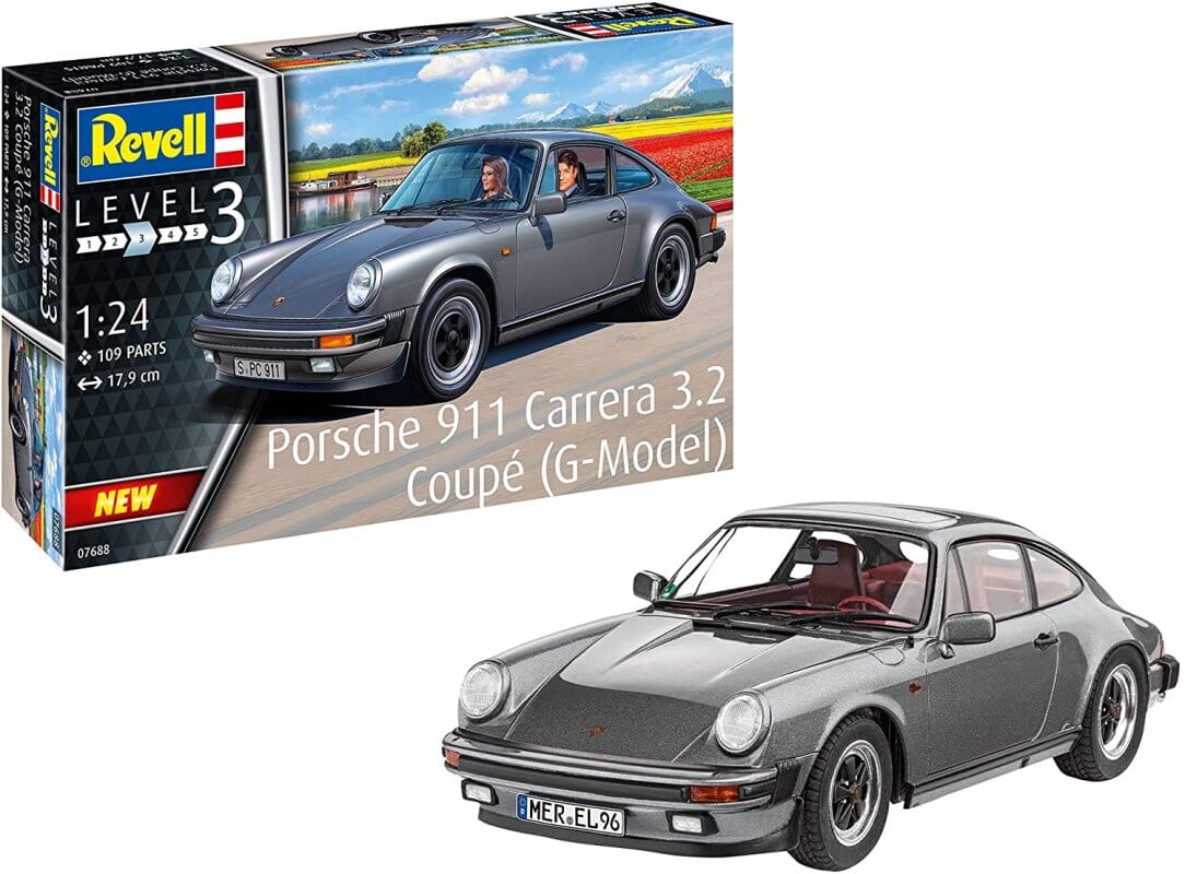 Porsche 911 plastic model kit sales
