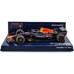 Red Bull Racing RB18 Diecast Model 1:43 scale Max Verstappen