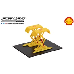 Shell Oil Double Scissor Lifts 1:64 scale Diorama Accessory by Green Light Collectibles in Yellow