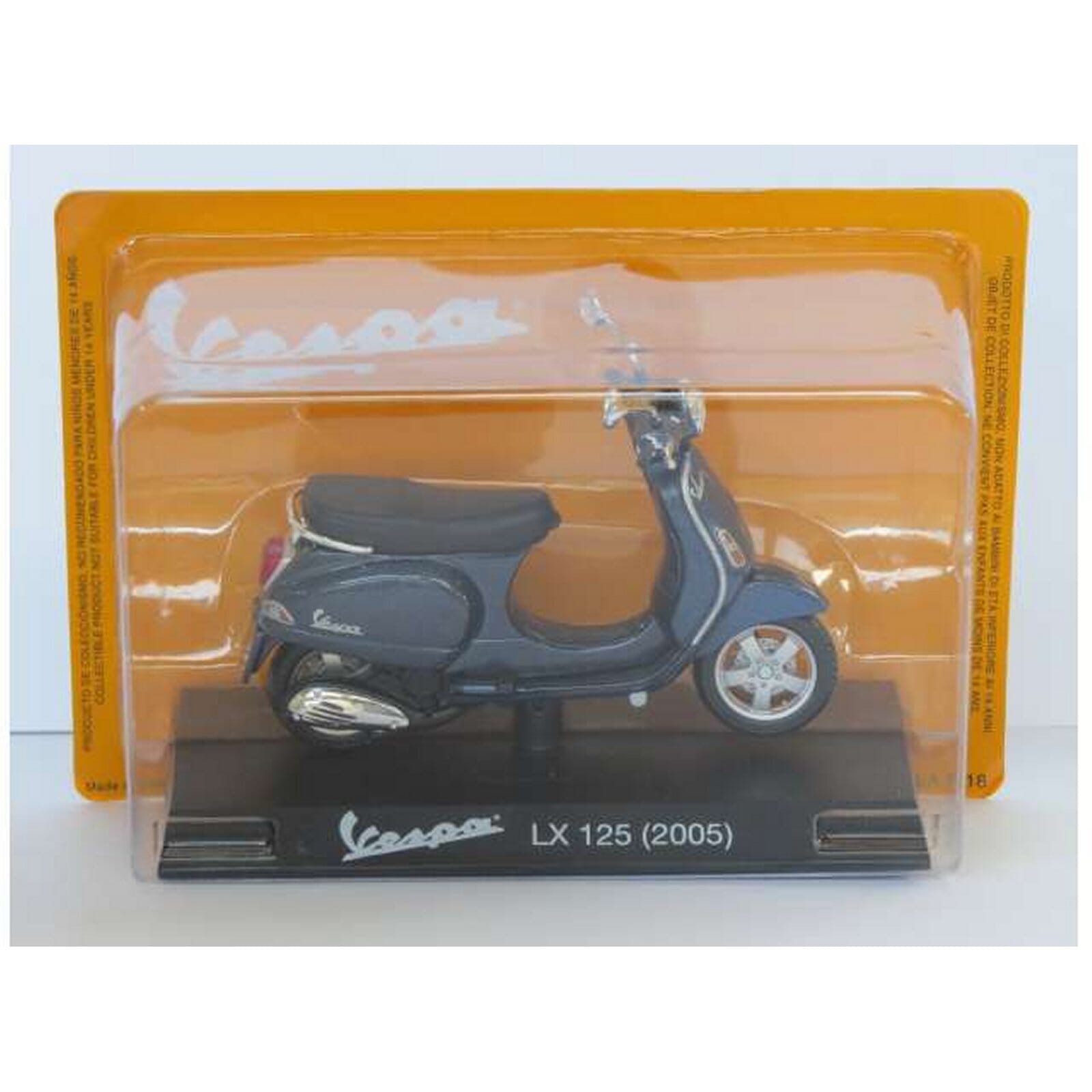 Vespa scooter hot sale toy model