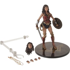 Wonder Woman (Gal Gadot) ONE:12 Collective Figure from Wonder Woman - MEZCO 76550-DAMAGEDITEM