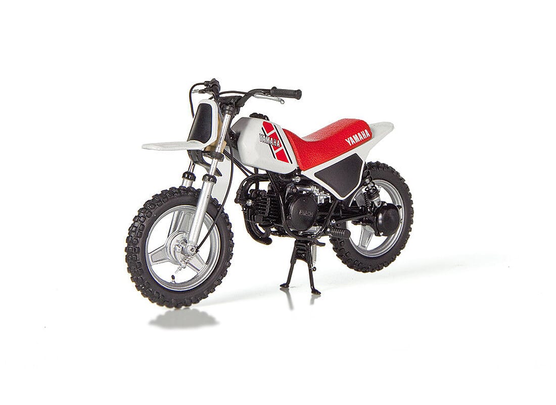 Yamaha PW50 Resin Model 1:12 scale White and Red Spark